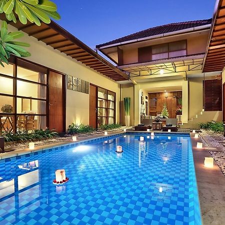 The Vie Villa Legian Екстериор снимка