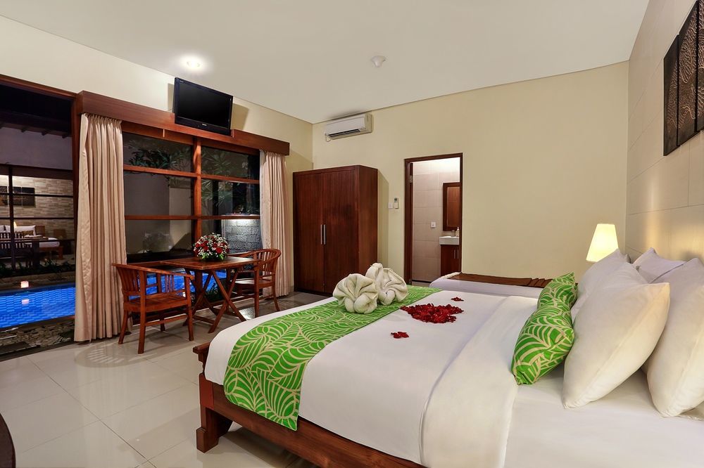 The Vie Villa Legian Екстериор снимка