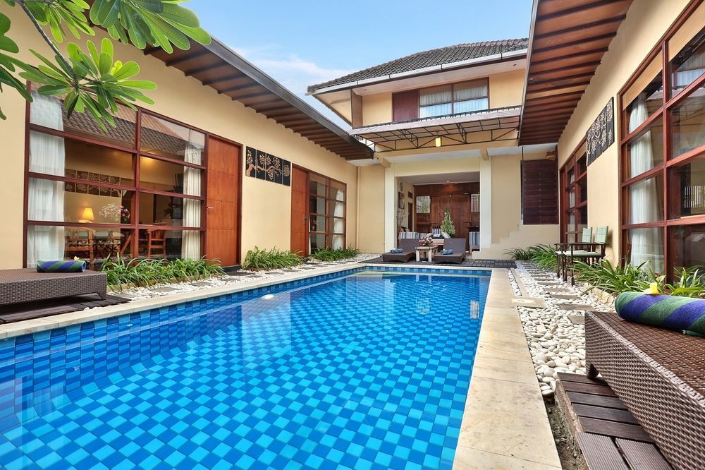 The Vie Villa Legian Екстериор снимка