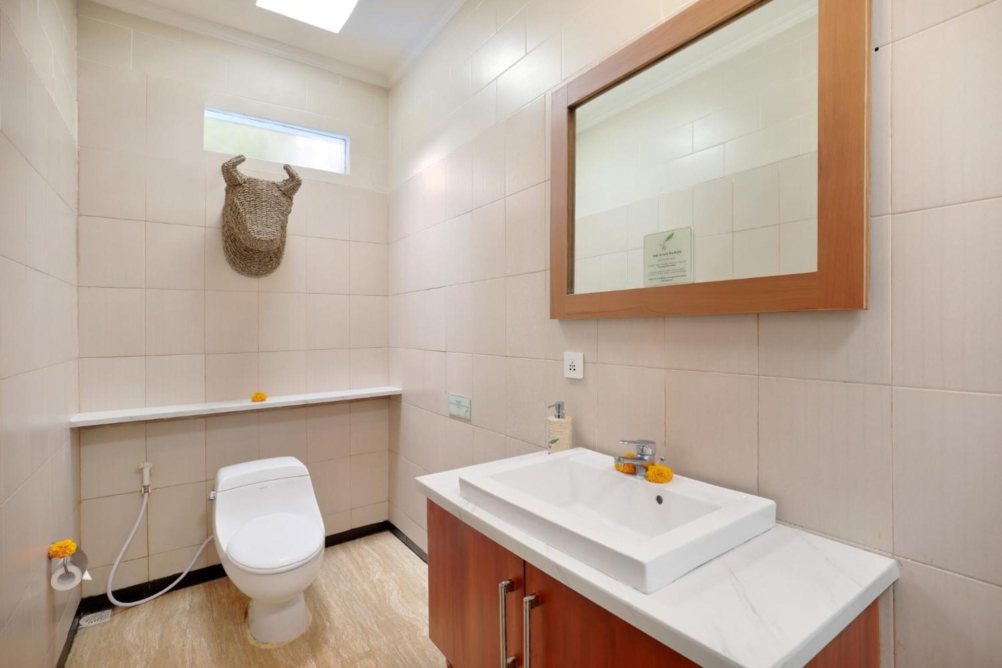 The Vie Villa Legian Екстериор снимка