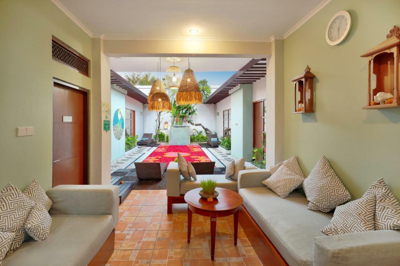 The Vie Villa Legian Екстериор снимка